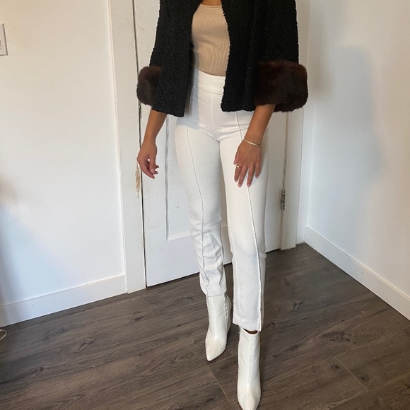 White pants - Picture 1 of 2